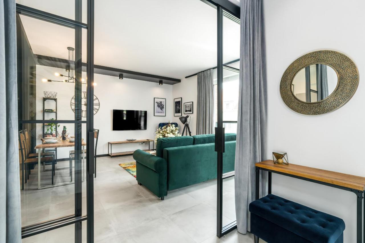 Apartments Poznan Chwaliszewo Residence With Free Garage By Noclegi Renters Exterior photo