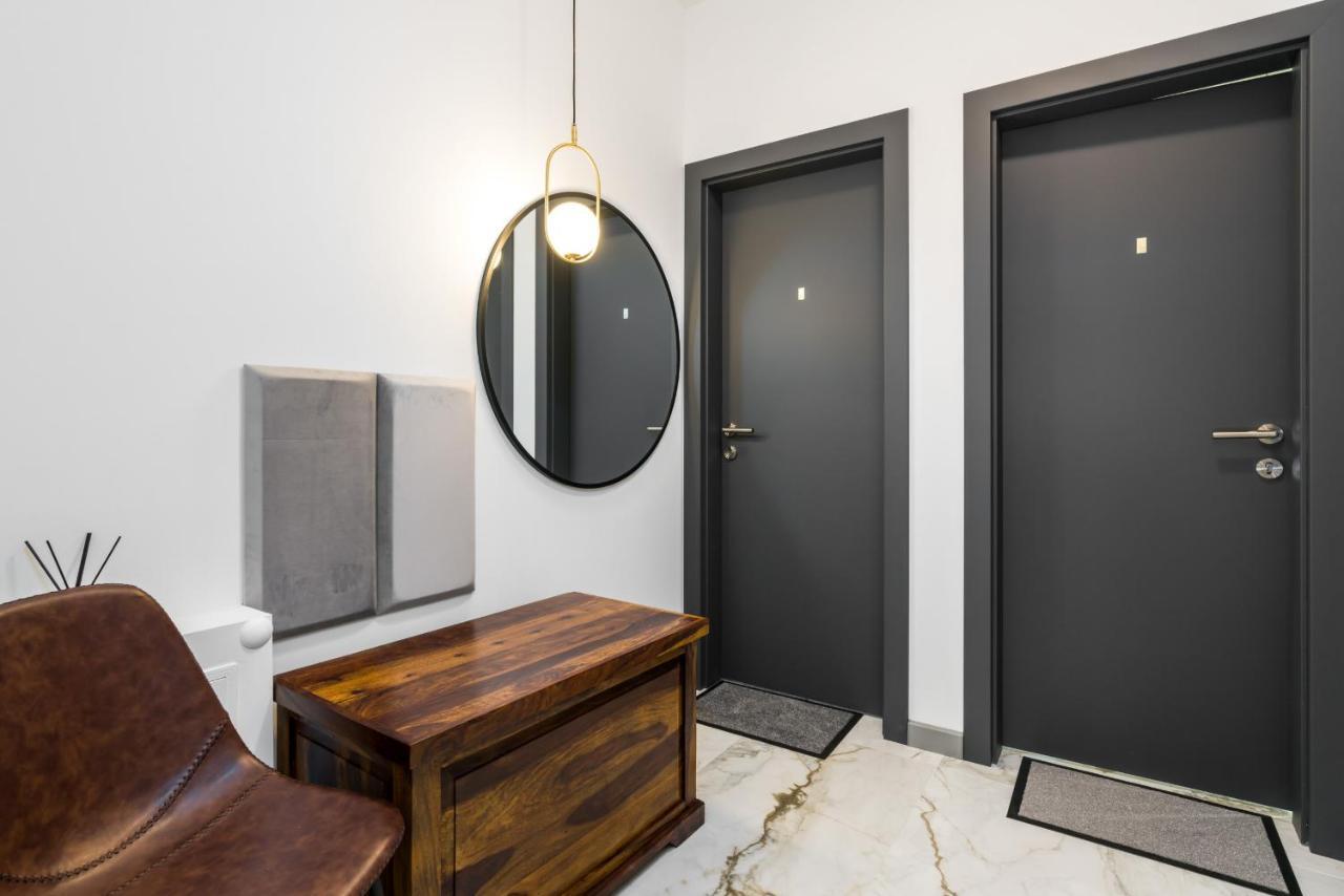 Apartments Poznan Chwaliszewo Residence With Free Garage By Noclegi Renters Exterior photo
